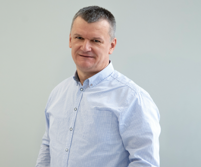 Wojciech_Strzebinczyk-400x333-1